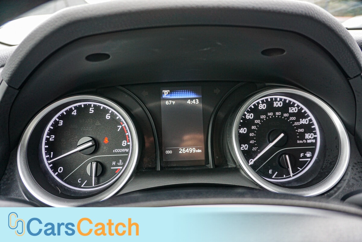 CARSCATCH - Used vehicle - SEDAN TOYOTA CAMRY 2023