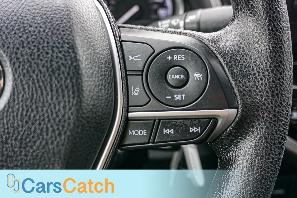 CARSCATCH - Used vehicle - SEDAN TOYOTA CAMRY 2023