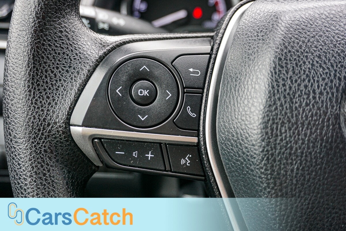 CARSCATCH - Used vehicle - SEDAN TOYOTA CAMRY 2023