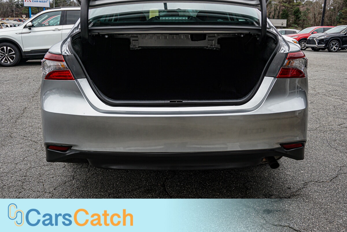 CARSCATCH - Used vehicle - SEDAN TOYOTA CAMRY 2023
