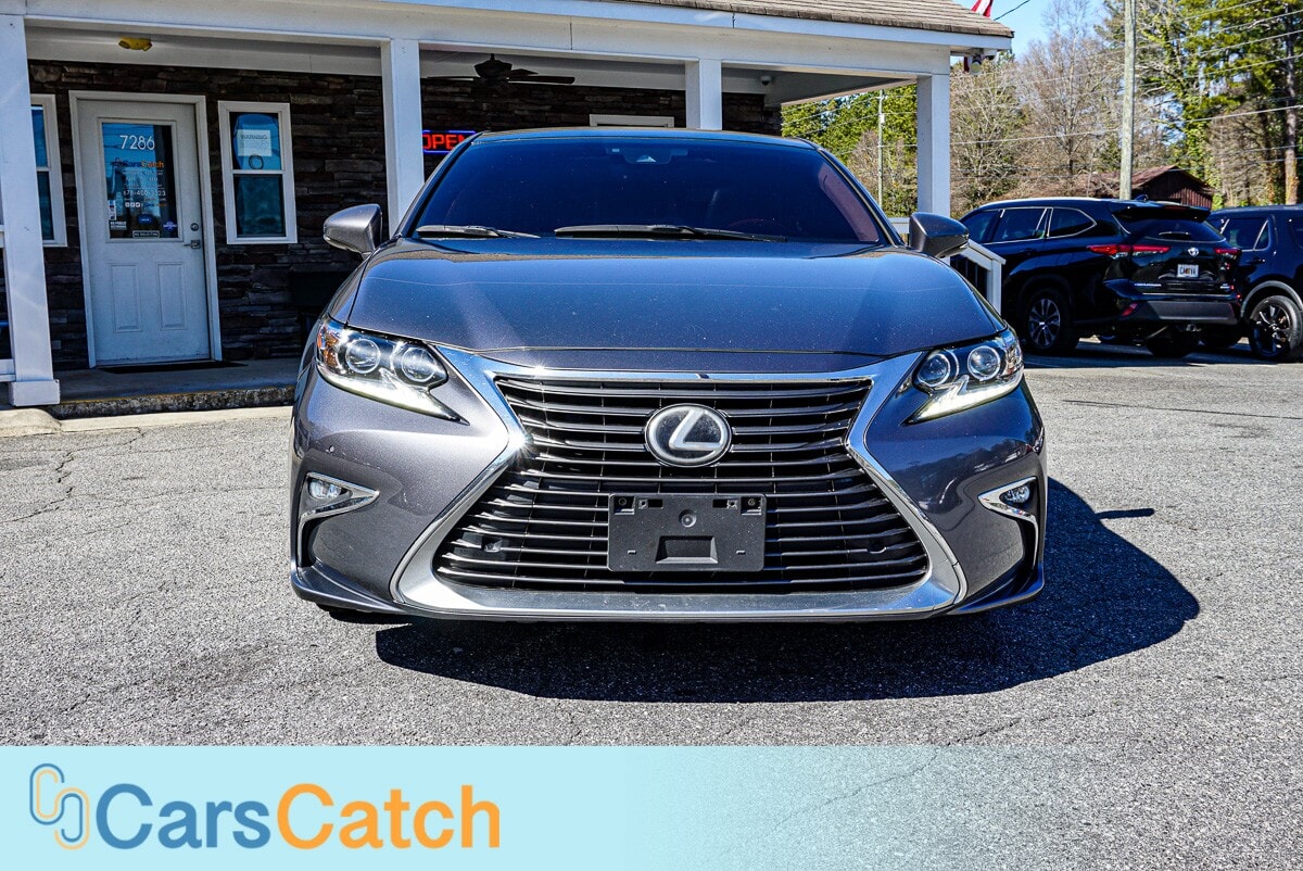 CARSCATCH - Used vehicle - SEDAN LEXUS ES 350 2016