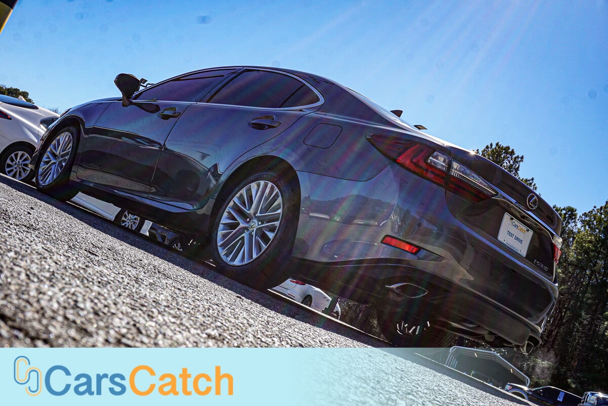 CARSCATCH - Used vehicle - SEDAN LEXUS ES 350 2016