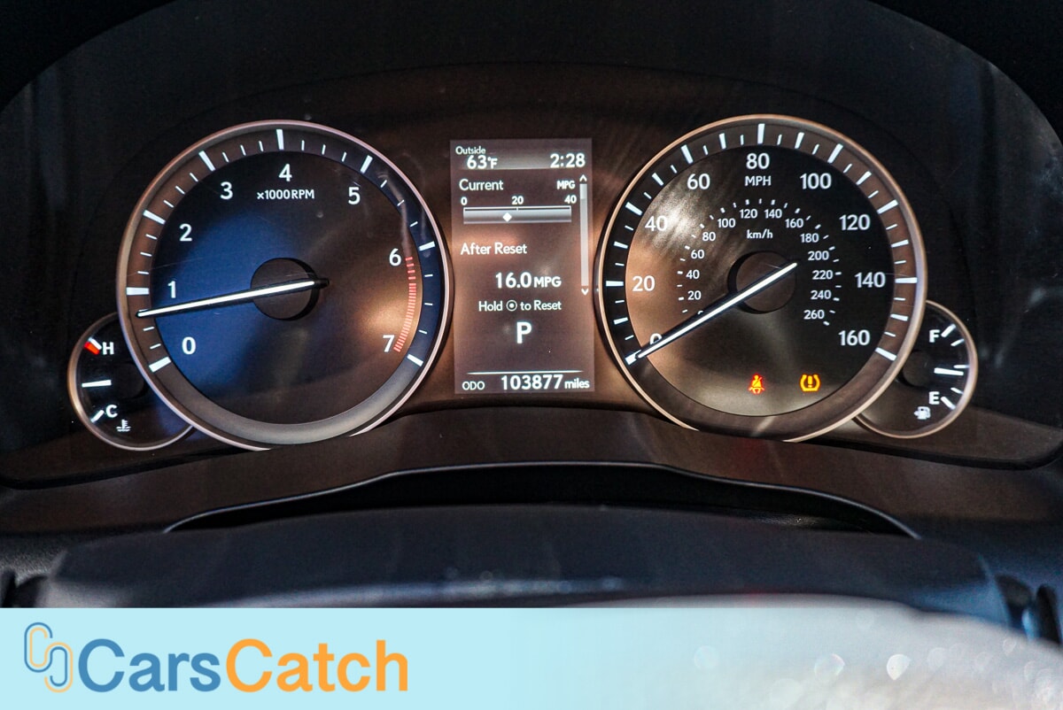 CARSCATCH - Used vehicle - SEDAN LEXUS ES 350 2016