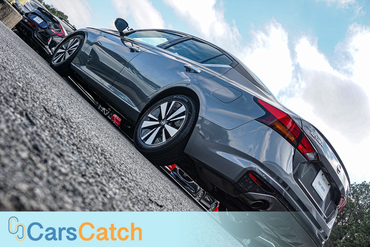 CARSCATCH - Used vehicle - SEDAN NISSAN ALTIMA 2019