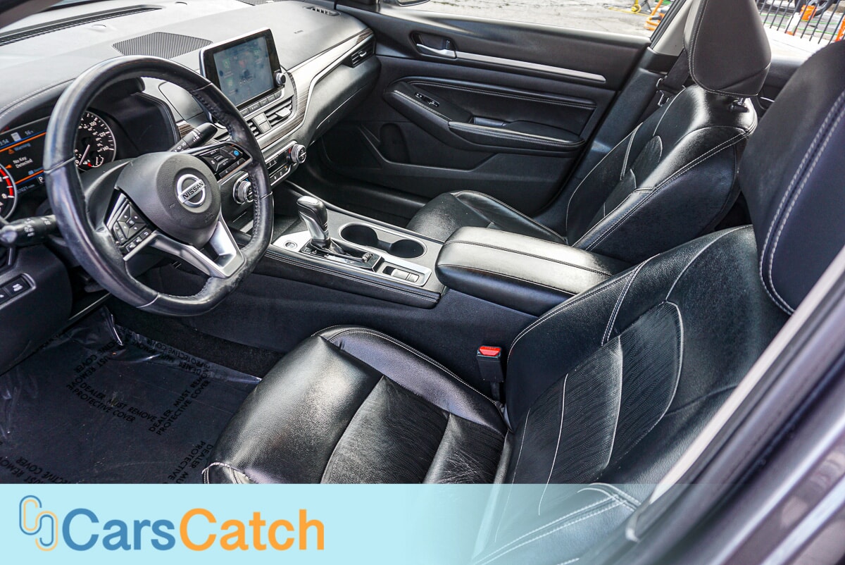 CARSCATCH - Used vehicle - SEDAN NISSAN ALTIMA 2019