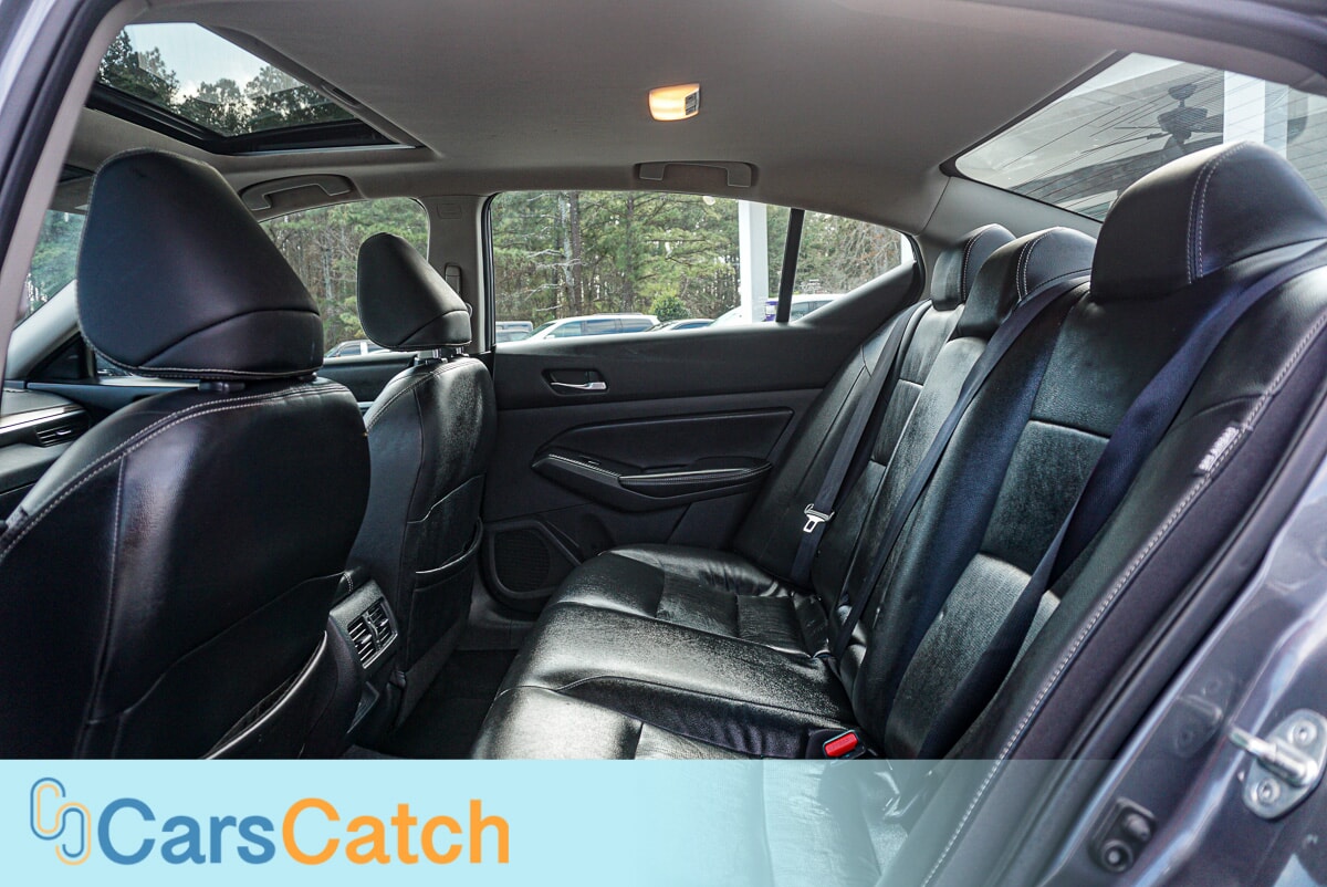 CARSCATCH - Used vehicle - SEDAN NISSAN ALTIMA 2019