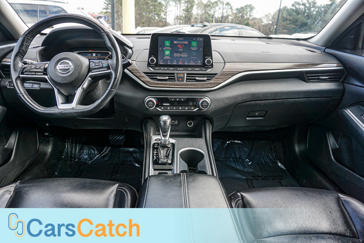 CARSCATCH - Used vehicle - SEDAN NISSAN ALTIMA 2019