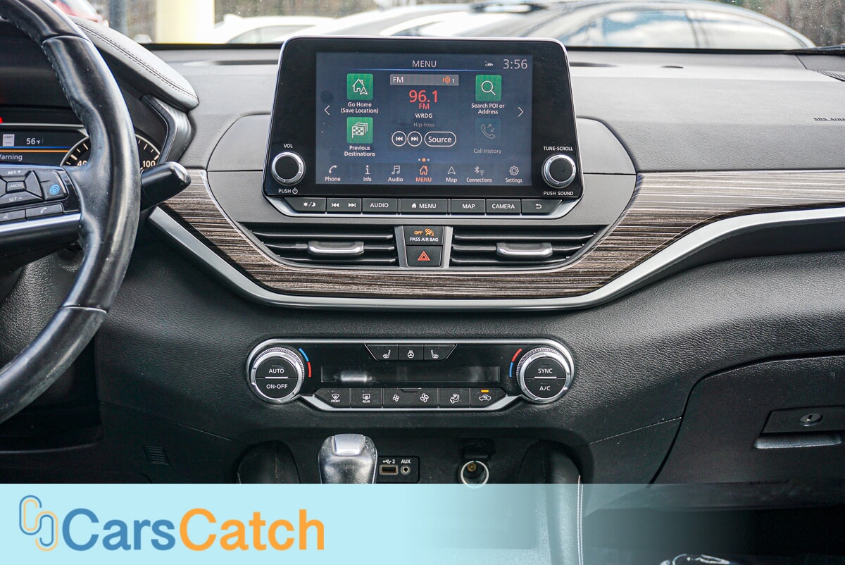 CARSCATCH - Used vehicle - SEDAN NISSAN ALTIMA 2019