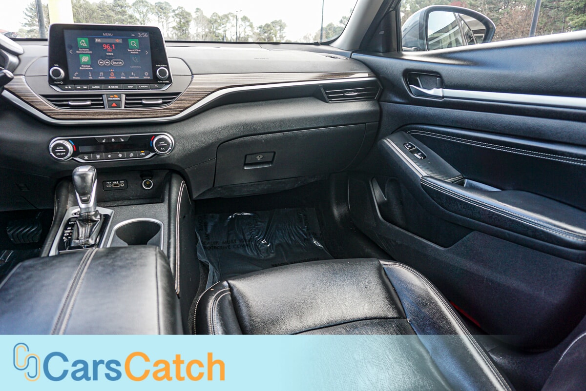 CARSCATCH - Used vehicle - SEDAN NISSAN ALTIMA 2019