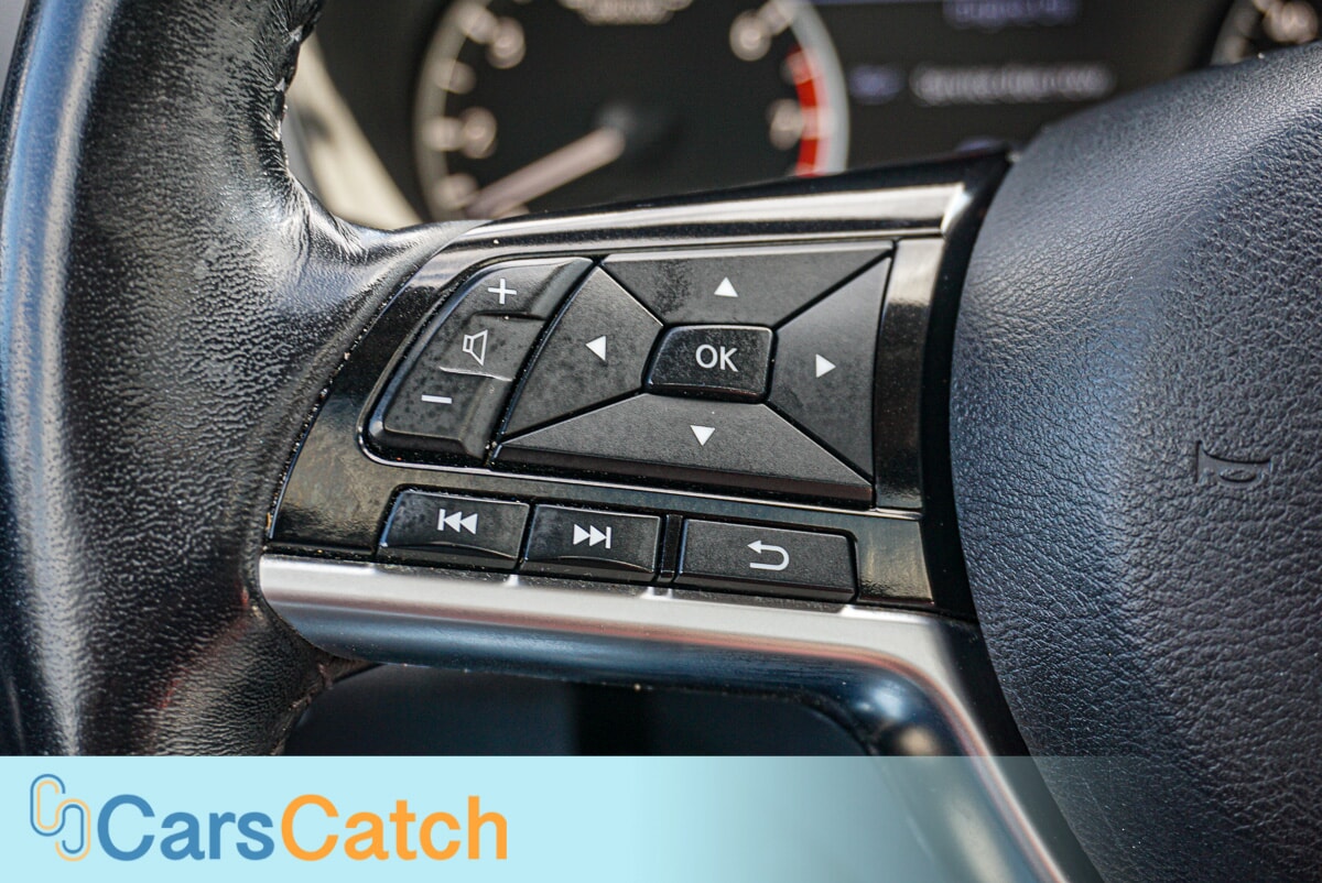 CARSCATCH - Used vehicle - SEDAN NISSAN ALTIMA 2019