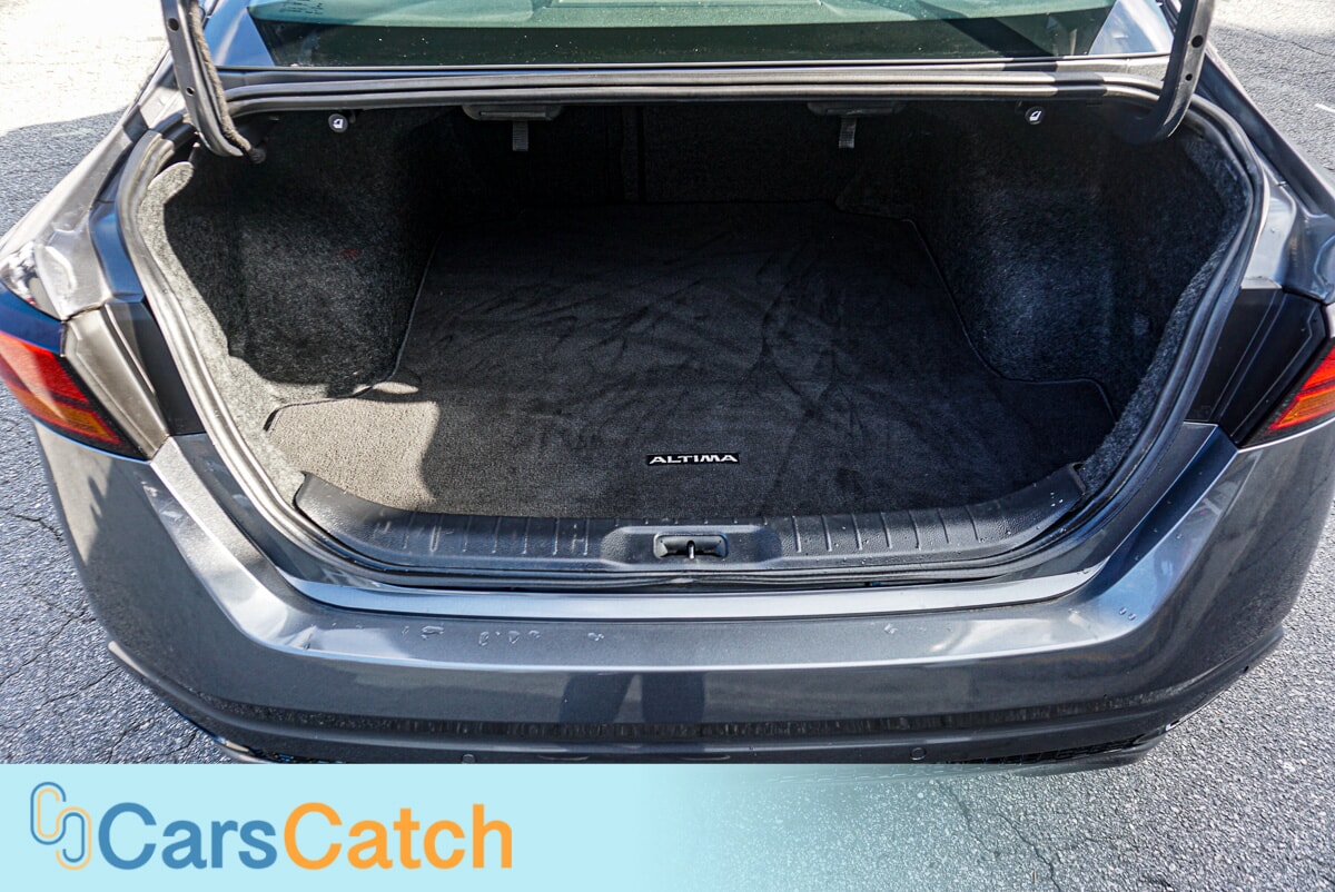 CARSCATCH - Used vehicle - SEDAN NISSAN ALTIMA 2019