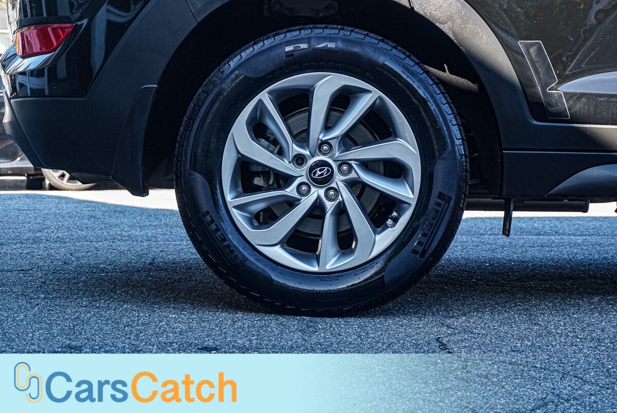 CARSCATCH - Used vehicle - SUV HYUNDAI TUCSON 2017