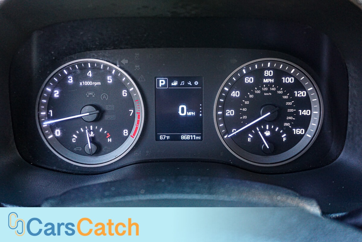 CARSCATCH - Used vehicle - SUV HYUNDAI TUCSON 2017