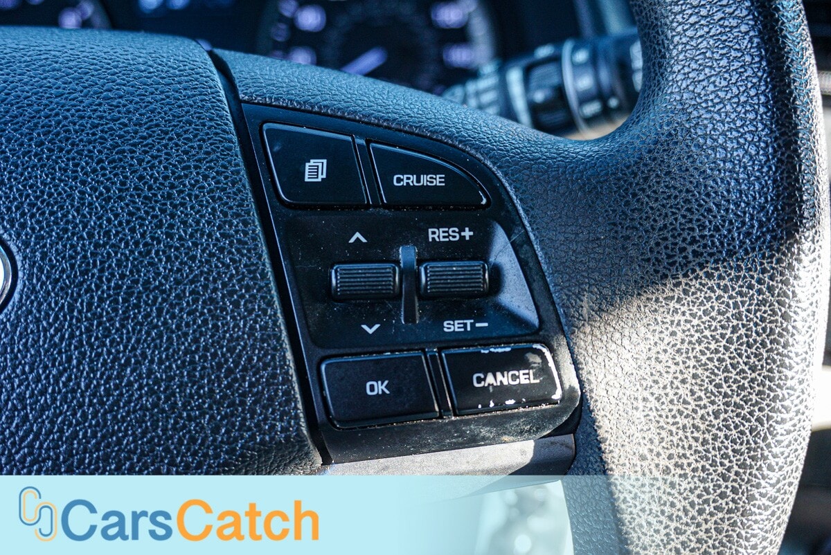 CARSCATCH - Used vehicle - SUV HYUNDAI TUCSON 2017