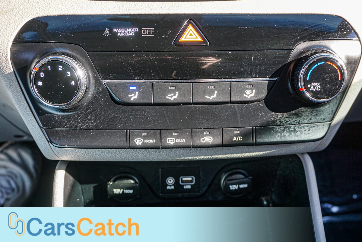 CARSCATCH - Used vehicle - SUV HYUNDAI TUCSON 2017