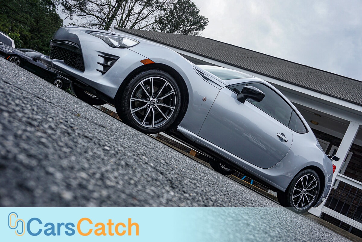 CARSCATCH - Used vehicle - COUPE TOYOTA 86 2018