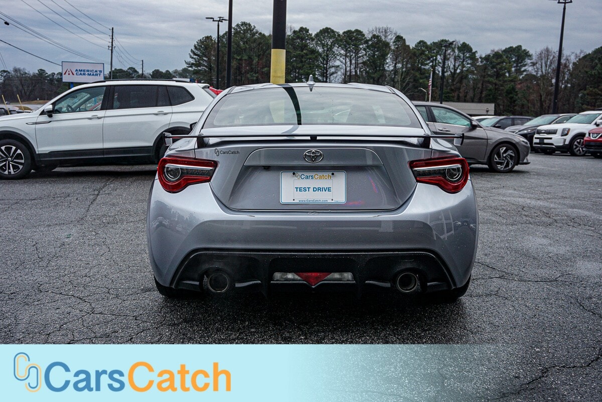 CARSCATCH - Used vehicle - COUPE TOYOTA 86 2018