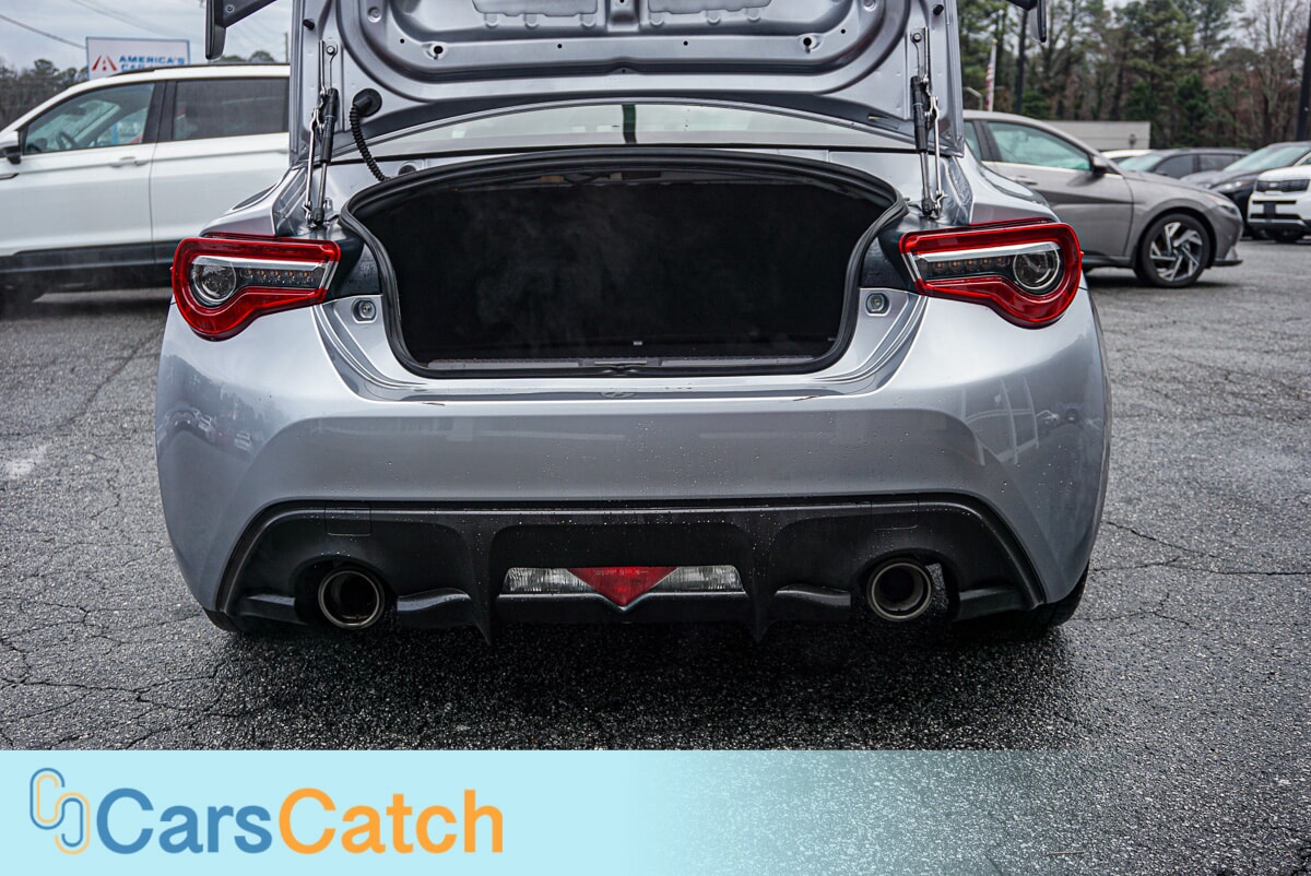 CARSCATCH - Used vehicle - COUPE TOYOTA 86 2018