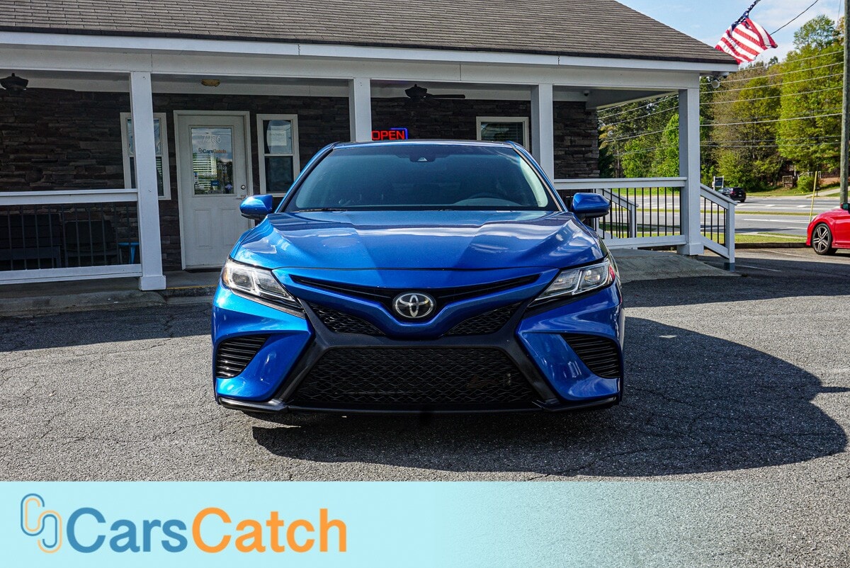 CARSCATCH - Used vehicle - SEDAN TOYOTA CAMRY 2018