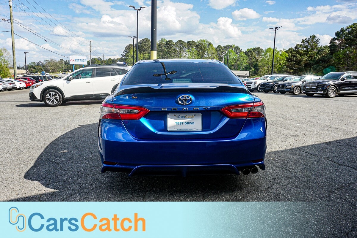 CARSCATCH - Used vehicle - SEDAN TOYOTA CAMRY 2018