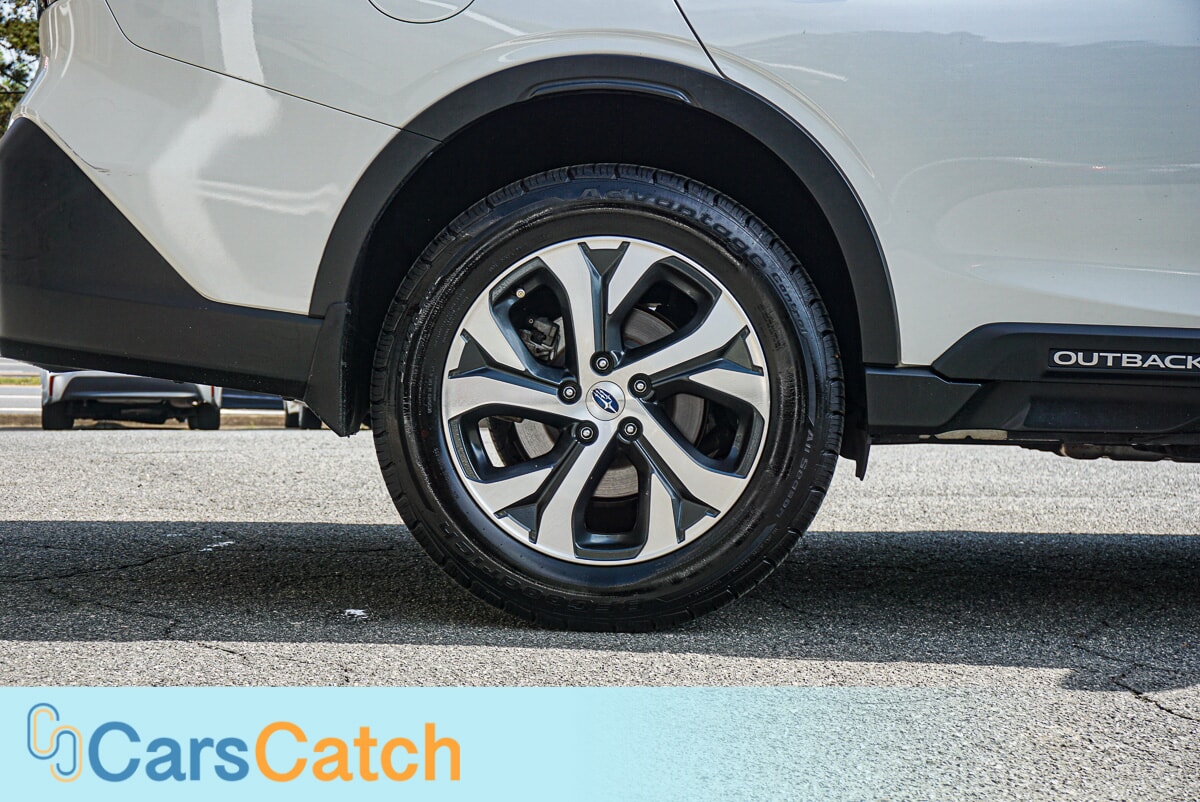 CARSCATCH - Used vehicle - SUV SUBARU OUTBACK 2021