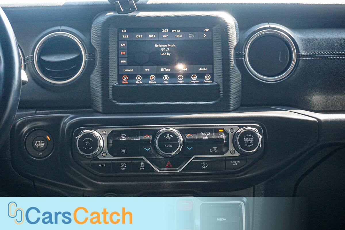 CARSCATCH - Used vehicle - SUV JEEP WRANGLER UNLIMITED 2018