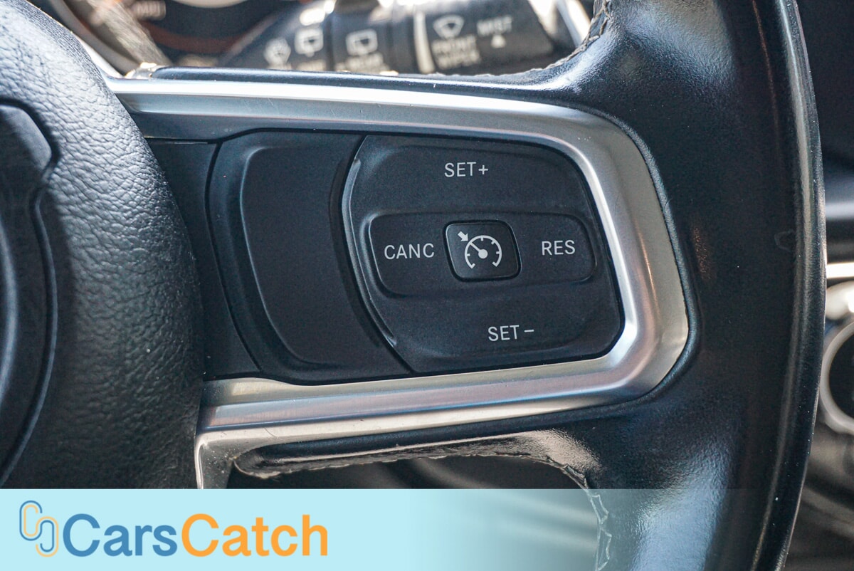 CARSCATCH - Used vehicle - SUV JEEP WRANGLER UNLIMITED 2018