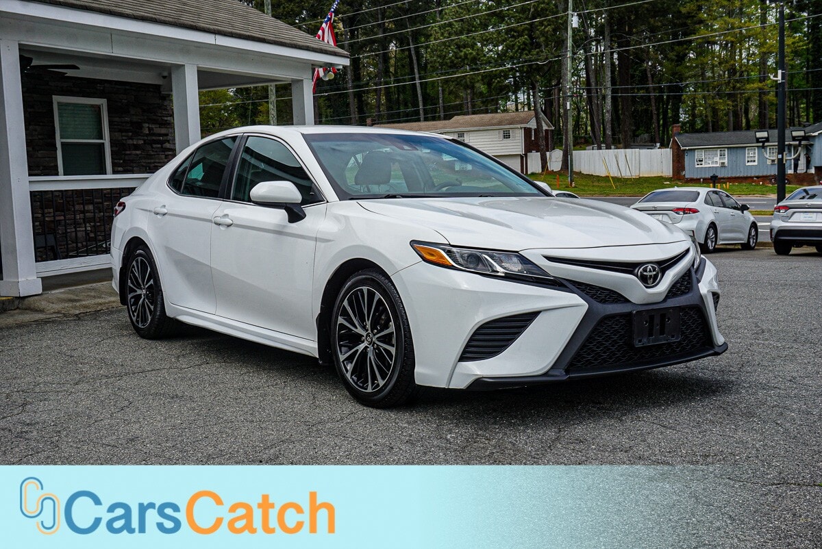 CARSCATCH - Used vehicle - SEDAN TOYOTA CAMRY 2018