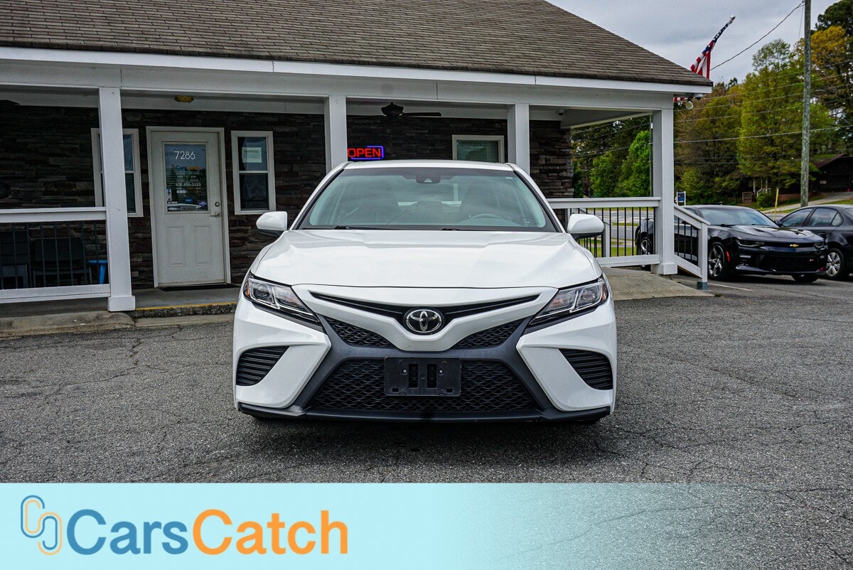 CARSCATCH - Used vehicle - SEDAN TOYOTA CAMRY 2018