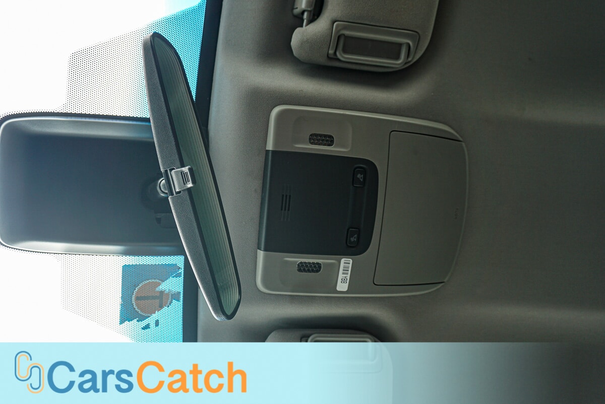 CARSCATCH - Used vehicle - SEDAN TOYOTA CAMRY 2018