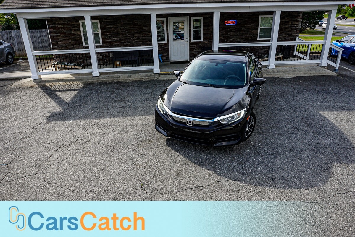 CARSCATCH - Used vehicle - SEDAN HONDA CIVIC 2018
