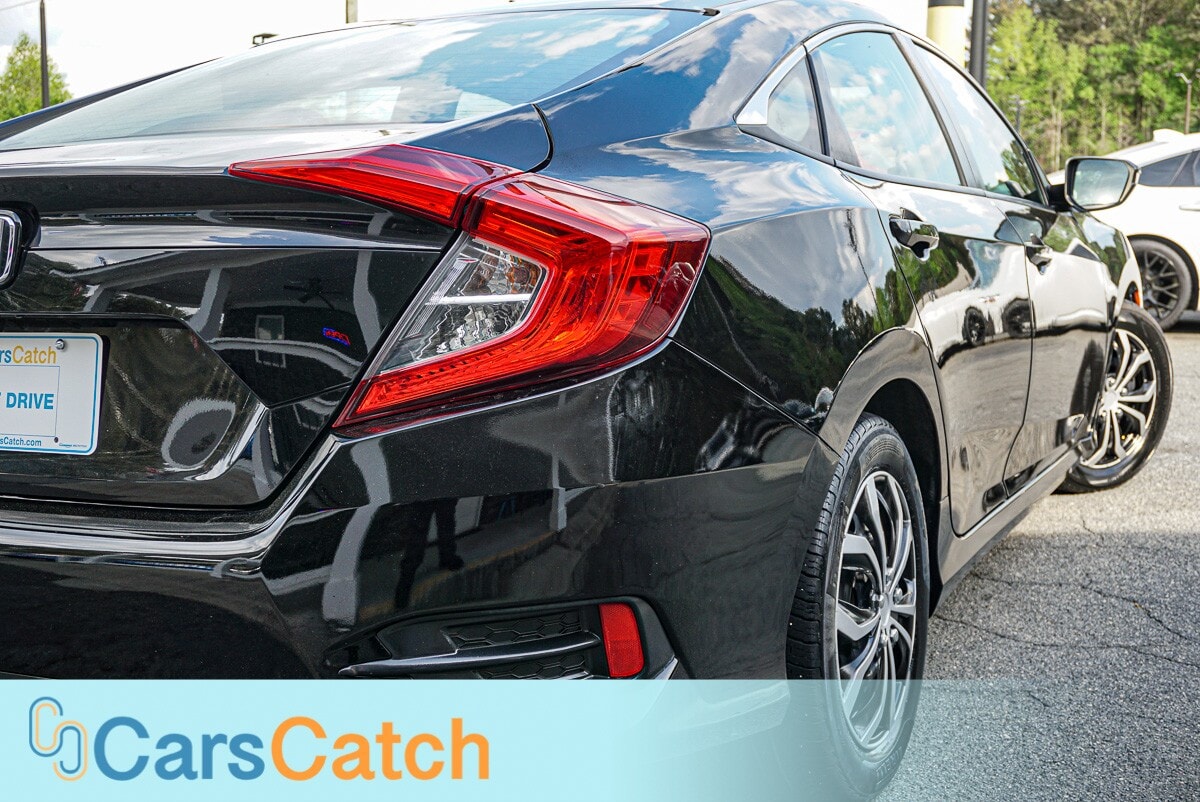 CARSCATCH - Used vehicle - SEDAN HONDA CIVIC 2018