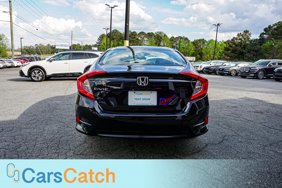 CARSCATCH - Used vehicle - SEDAN HONDA CIVIC 2018