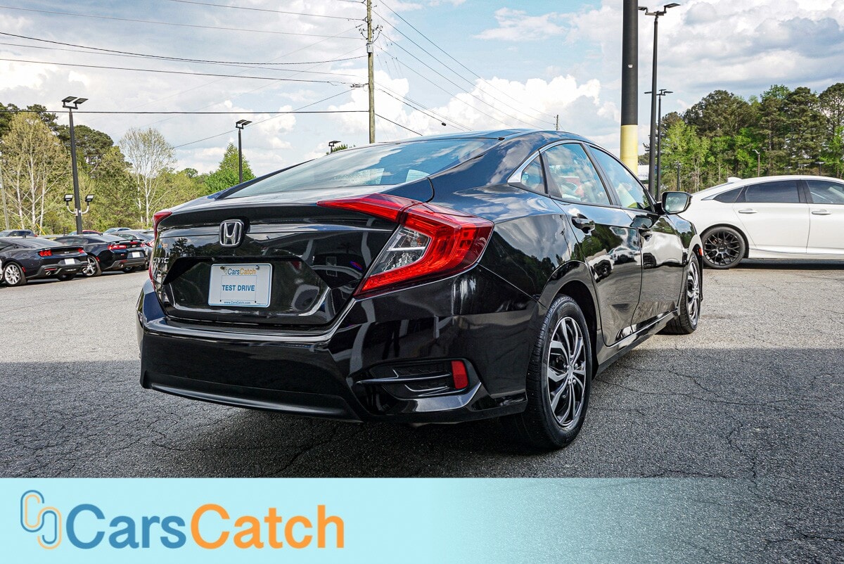 CARSCATCH - Used vehicle - SEDAN HONDA CIVIC 2018