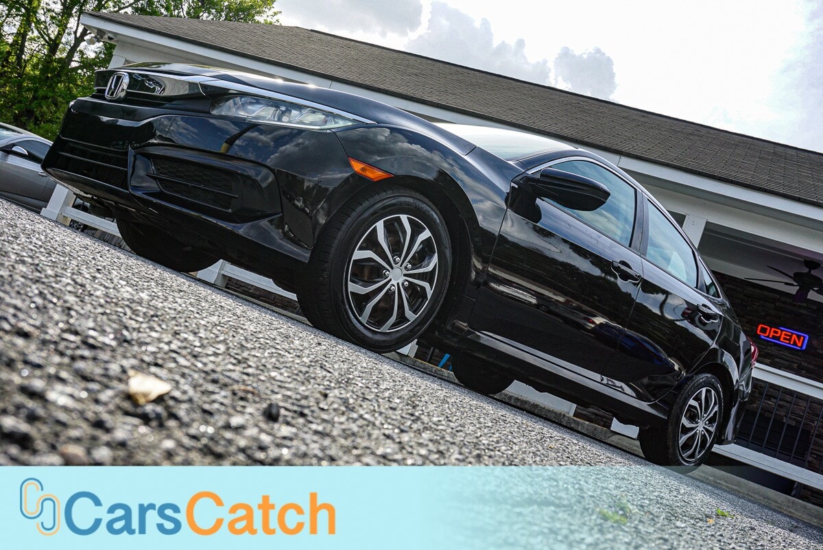 CARSCATCH - Used vehicle - SEDAN HONDA CIVIC 2018