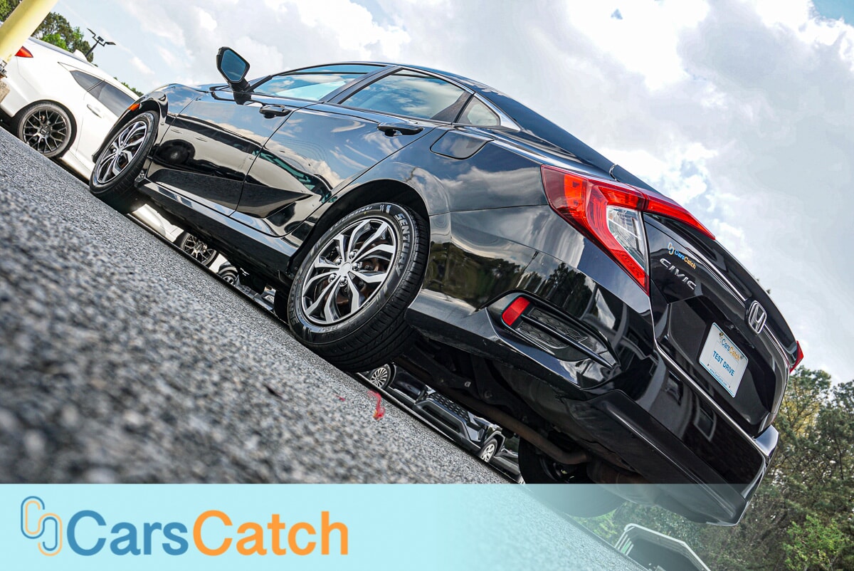 CARSCATCH - Used vehicle - SEDAN HONDA CIVIC 2018