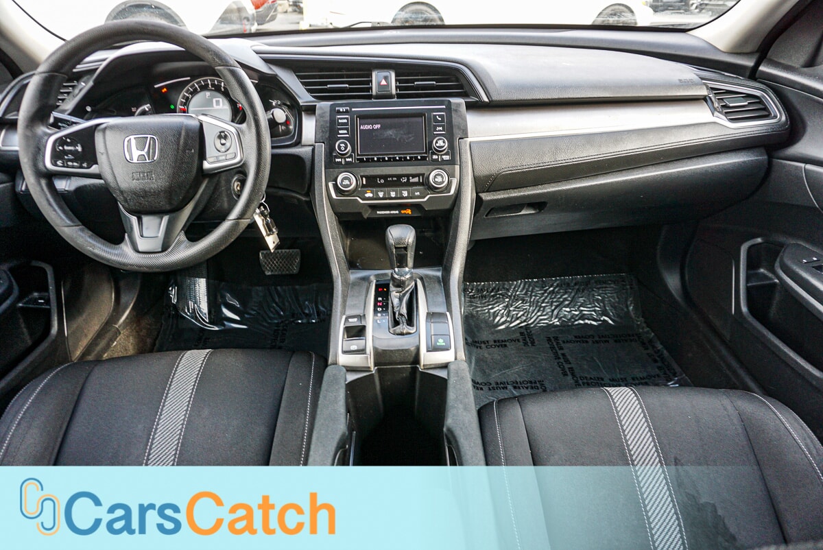 CARSCATCH - Used vehicle - SEDAN HONDA CIVIC 2018