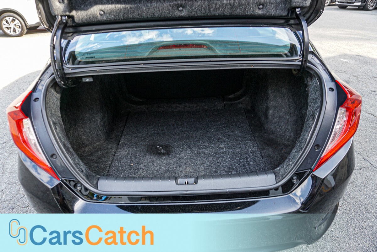 CARSCATCH - Used vehicle - SEDAN HONDA CIVIC 2018