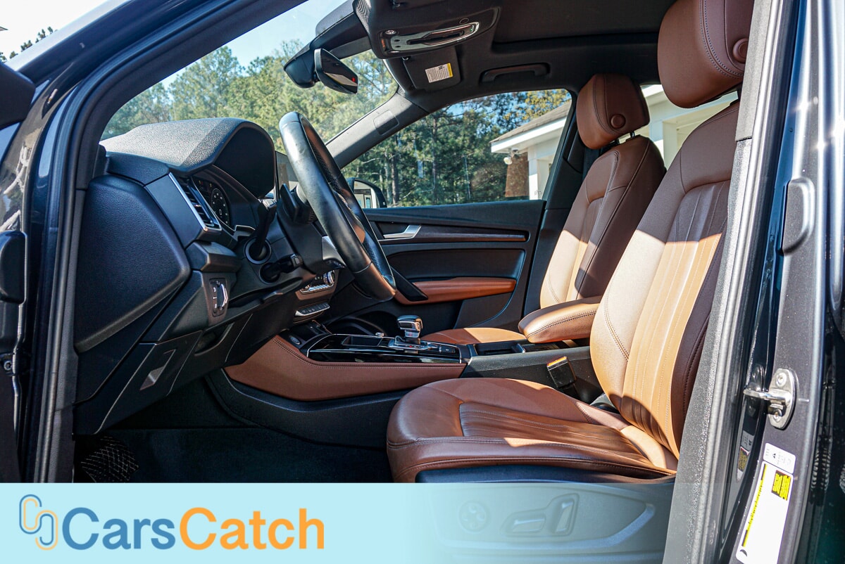 CARSCATCH - Used vehicle - SUV AUDI Q5 2021