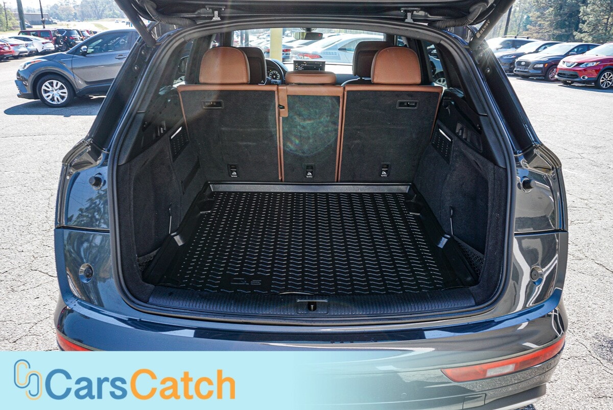 CARSCATCH - Used vehicle - SUV AUDI Q5 2021