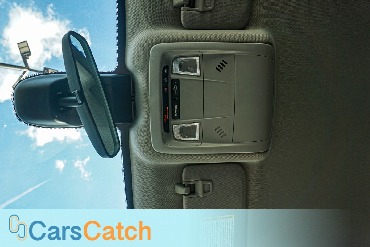 CARSCATCH - Used vehicle - SUV CHEVROLET EQUINOX 2020