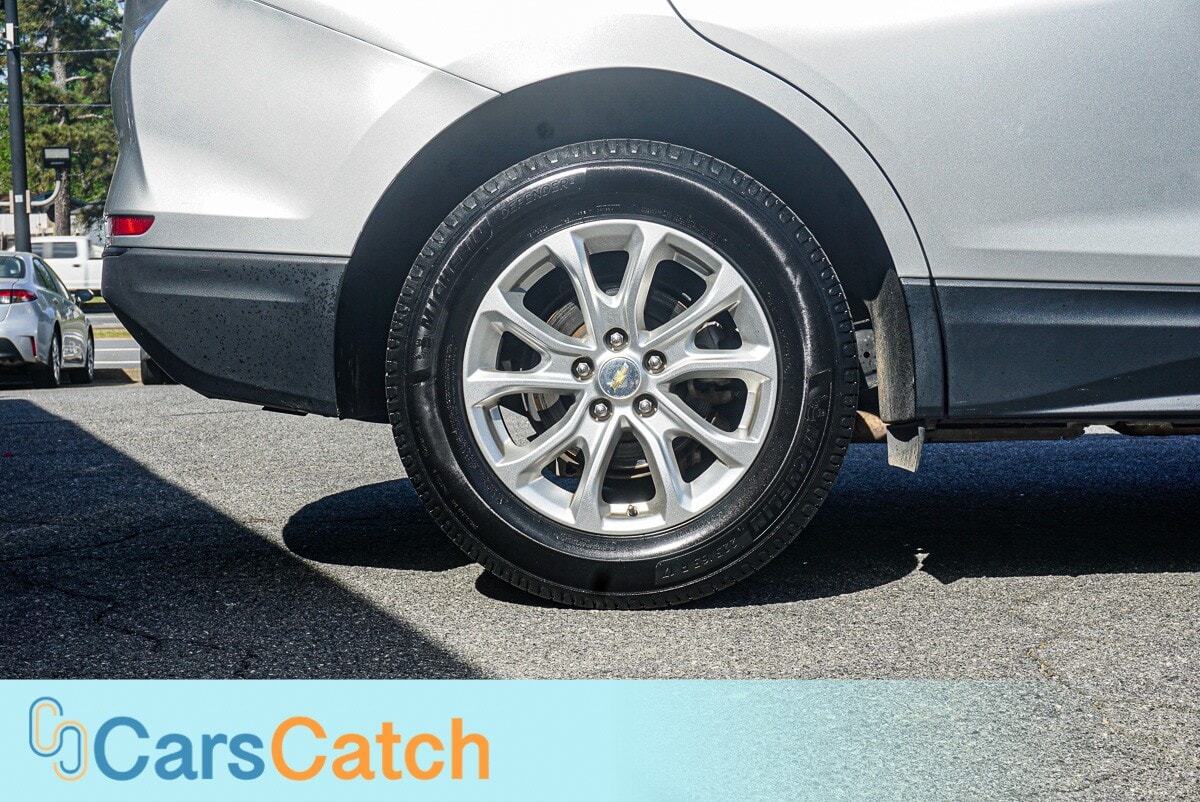 CARSCATCH - Used vehicle - SUV CHEVROLET EQUINOX 2020