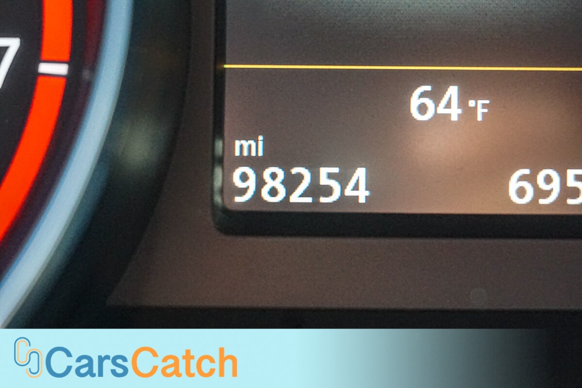 CARSCATCH - Used vehicle - SEDAN VOLKSWAGEN PASSAT 2018