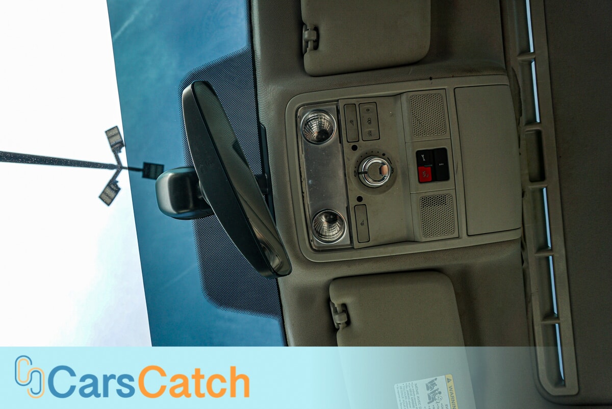 CARSCATCH - Used vehicle - SEDAN VOLKSWAGEN PASSAT 2018