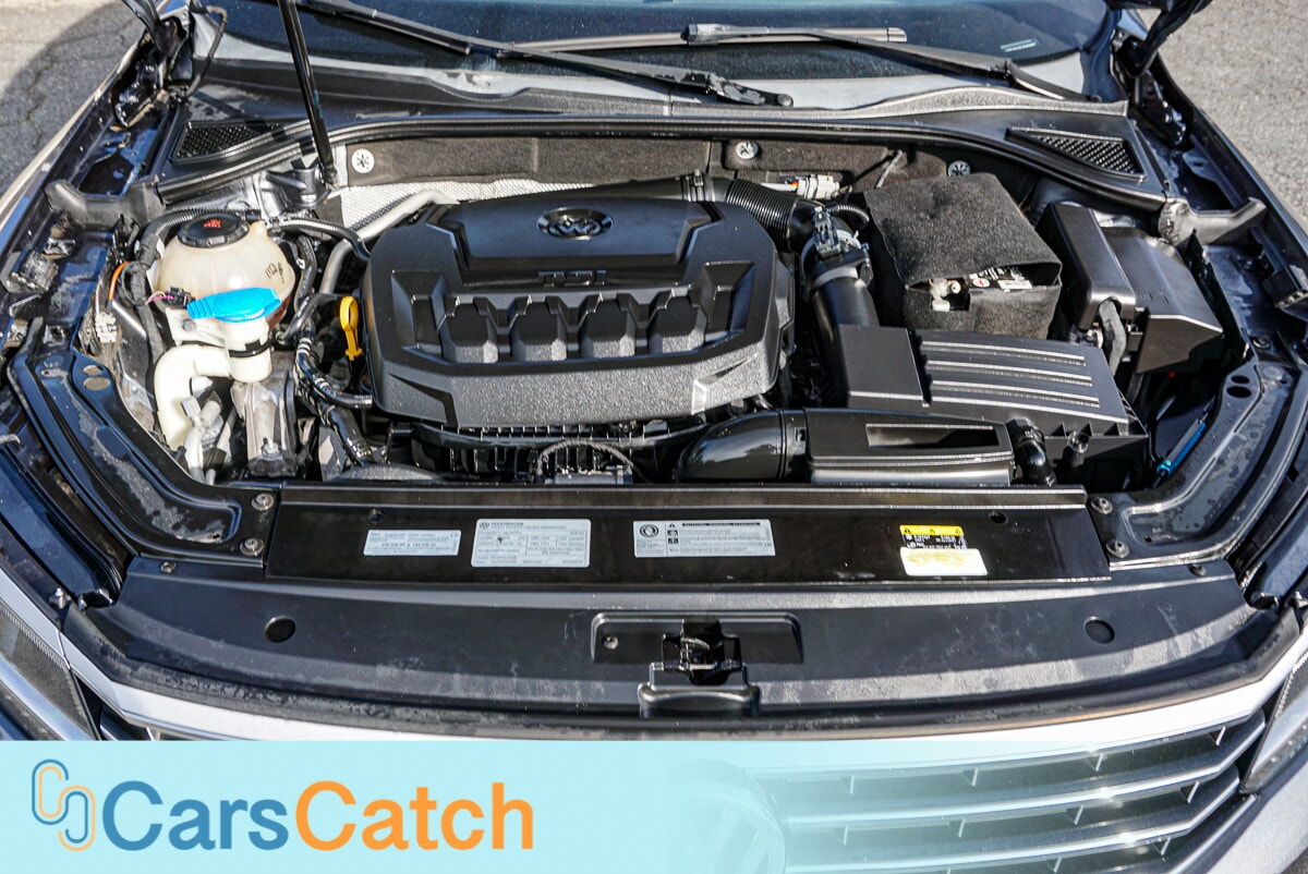 CARSCATCH - Used vehicle - SEDAN VOLKSWAGEN PASSAT 2018