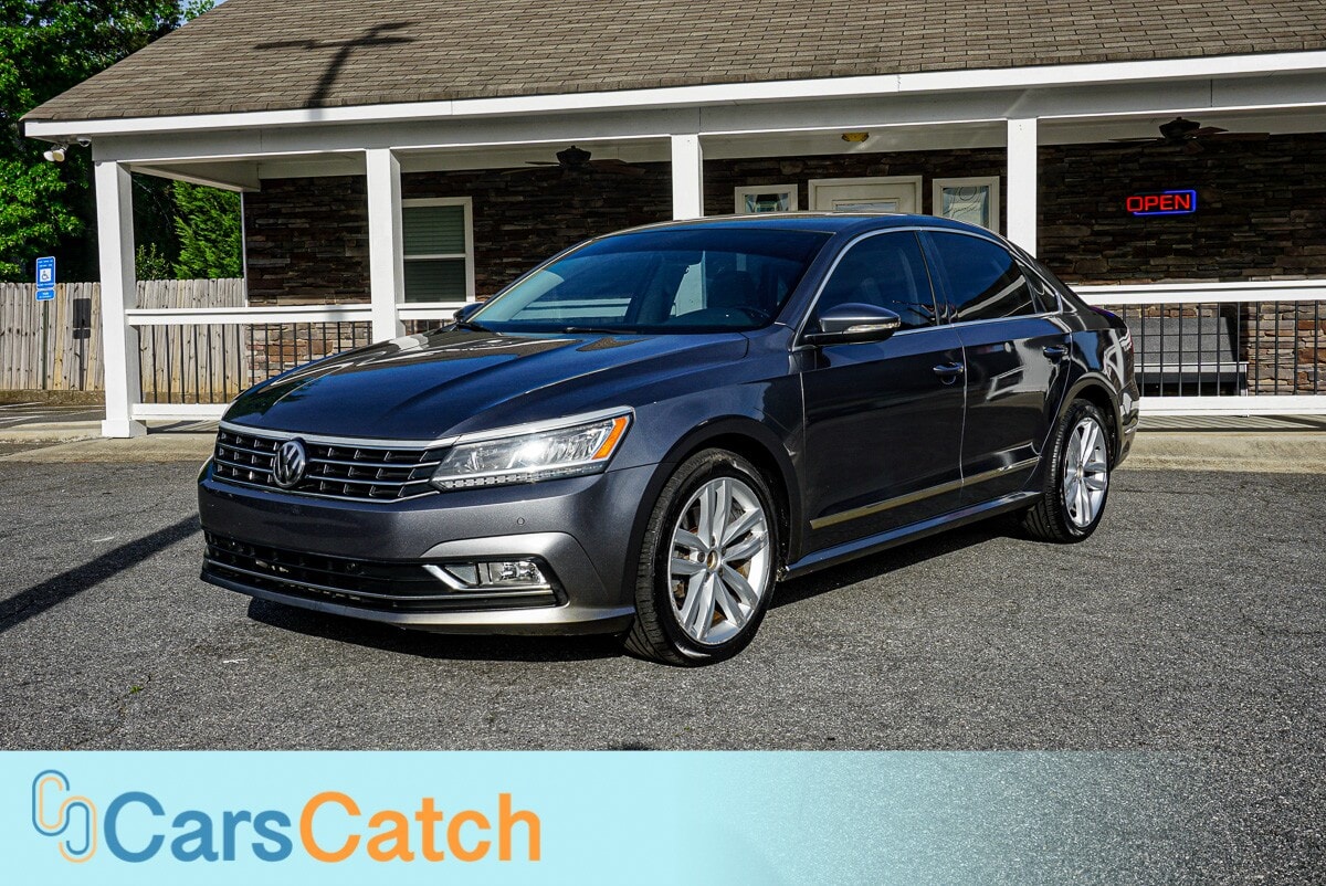 CARSCATCH - Used vehicle - SEDAN VOLKSWAGEN PASSAT 2018