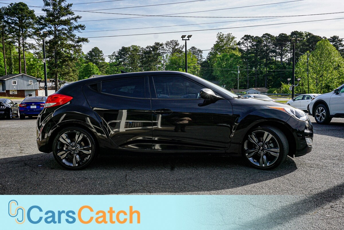 CARSCATCH - Used vehicle - 3DR CAR HYUNDAI VELOSTER 2016