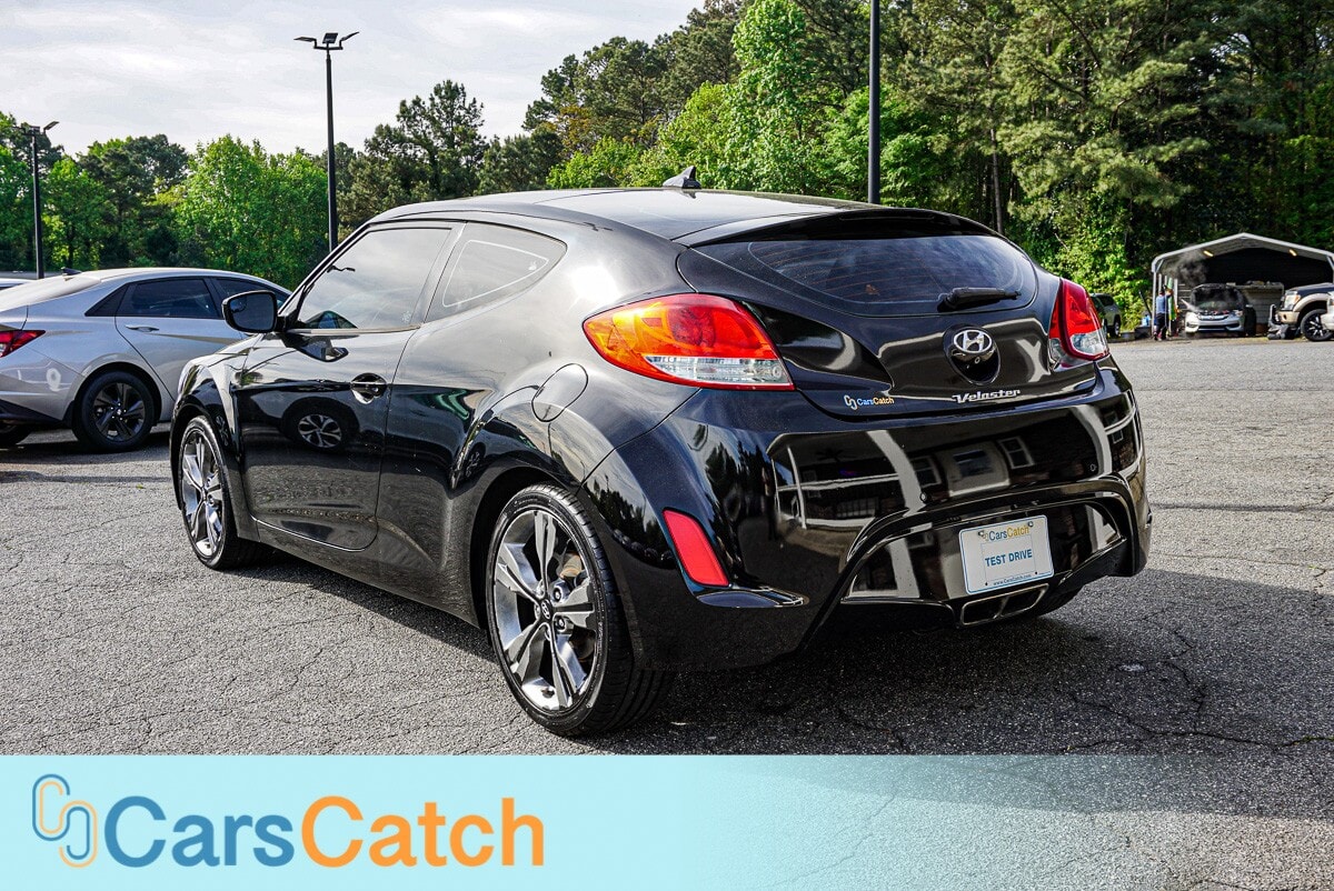 CARSCATCH - Used vehicle - 3DR CAR HYUNDAI VELOSTER 2016