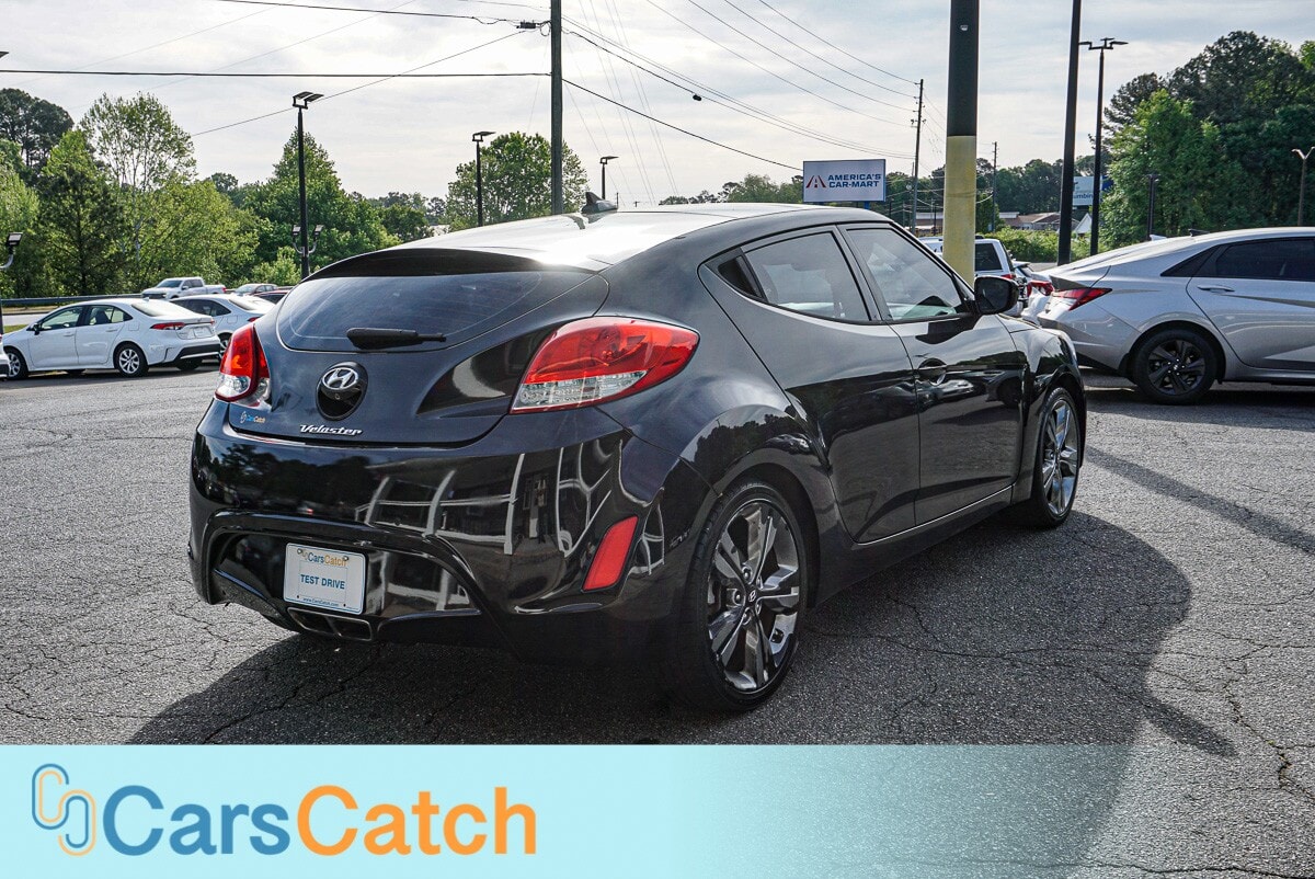 CARSCATCH - Used vehicle - 3DR CAR HYUNDAI VELOSTER 2016