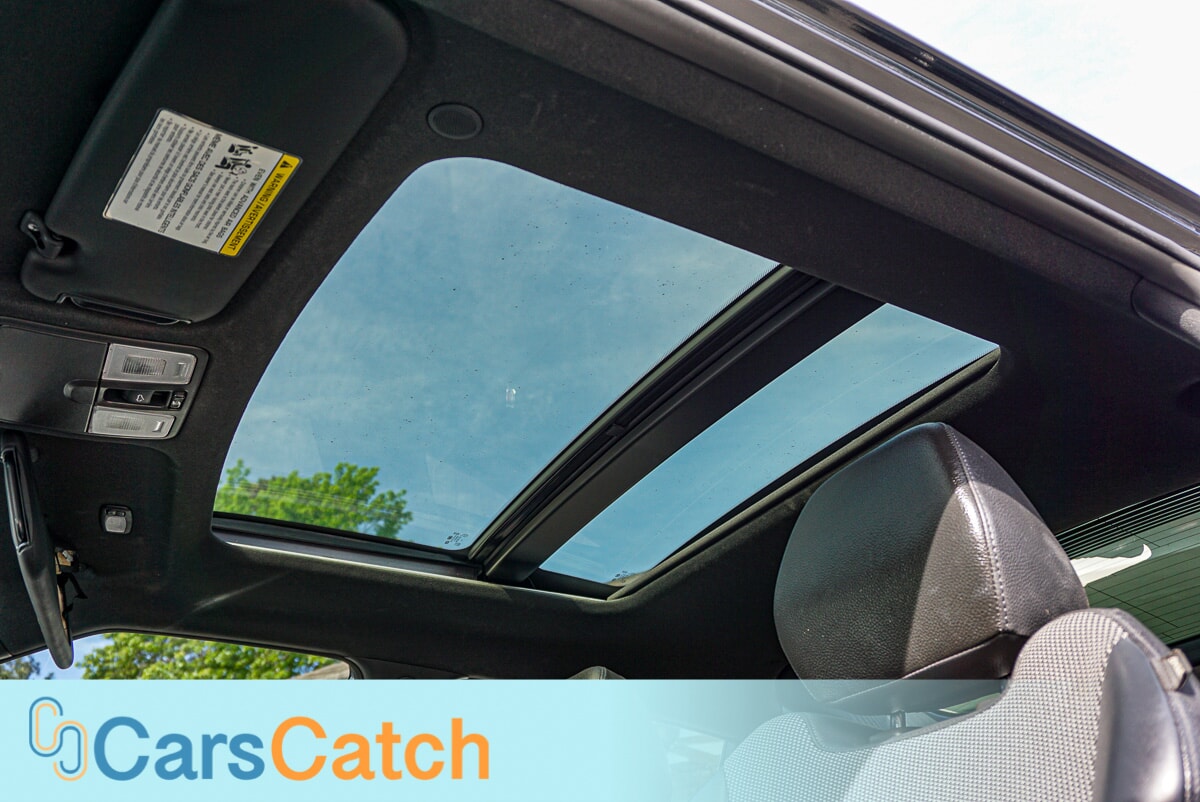 CARSCATCH - Used vehicle - 3DR CAR HYUNDAI VELOSTER 2016